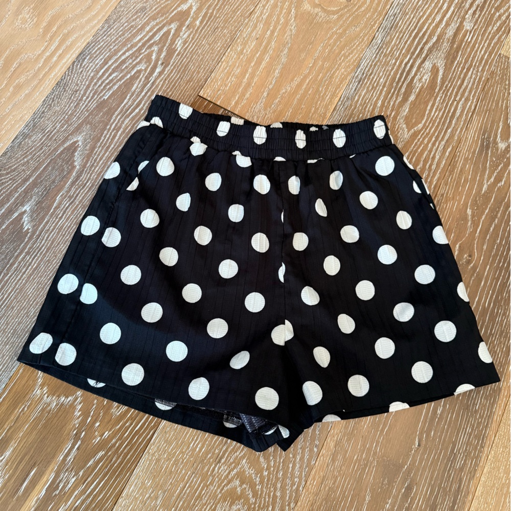 English Factory Textured black and white polka Dots Shorts NWT xs - Picture 2 of 5